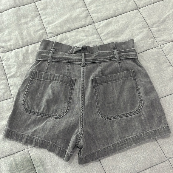 Madewell Denim Snap-Belt Paperbag Shorts in Pale Grey Sz 28 - Picture 10 of 12